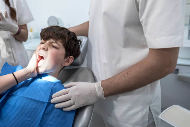 Best Cracked Tooth Emergency Dentist  in Premont, TX